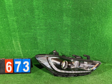 Laden Sie das Bild in den Galerie-Viewer, Frontscheinwerfer Hyundai Elantra 0000603 Rechts Scheinwerfer Headlight SCH6817836046ju