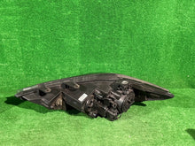 Laden Sie das Bild in den Galerie-Viewer, Frontscheinwerfer Hyundai Elantra 0000603 Rechts Scheinwerfer Headlight SCH6817836046ju