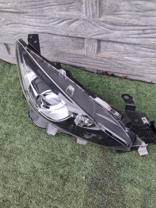 Frontscheinwerfer Mazda 3 Bm BHR1-51040 Ein Stück (Rechts oder Links) Headlight SCH6818475880pt