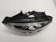 Laden Sie das Bild in den Galerie-Viewer, Frontscheinwerfer Mercedes-Benz W177 A1779064703 Links Scheinwerfer Headlight SCH6819540699ng