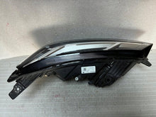 Laden Sie das Bild in den Galerie-Viewer, Frontscheinwerfer Dacia Sandero Jogger 260607161R Full LED Links Headlight SCH6820786194uz
