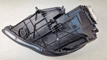 Laden Sie das Bild in den Galerie-Viewer, Frontscheinwerfer Porsche Panamera 970 97063105815 Xenon Rechts Headlight SCH6826610921fo