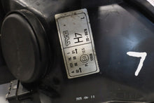Laden Sie das Bild in den Galerie-Viewer, Frontscheinwerfer Renault Megane III E1313167 Links Scheinwerfer Headlight SCH6828404766ou