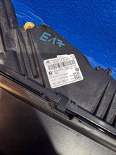 Laden Sie das Bild in den Galerie-Viewer, Frontscheinwerfer VW Touareg 761941082R Rechts Scheinwerfer Headlight SCH6835652526vt