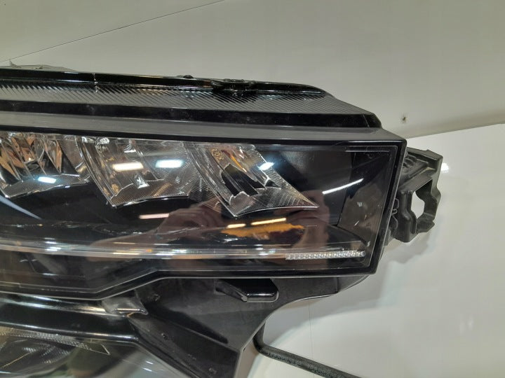 Frontscheinwerfer Skoda Karoq 57B941010 Full LED Rechts Scheinwerfer Headlight SCH6840994189qd