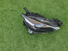 Laden Sie das Bild in den Galerie-Viewer, Frontscheinwerfer Mazda Cx3 D10E-51030 Rechts Scheinwerfer Headlight SCH6842939419mx