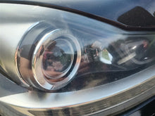 Laden Sie das Bild in den Galerie-Viewer, Frontscheinwerfer Mercedes-Benz W204 A2048204339 Xenon Links Headlight SCH6844841716nx