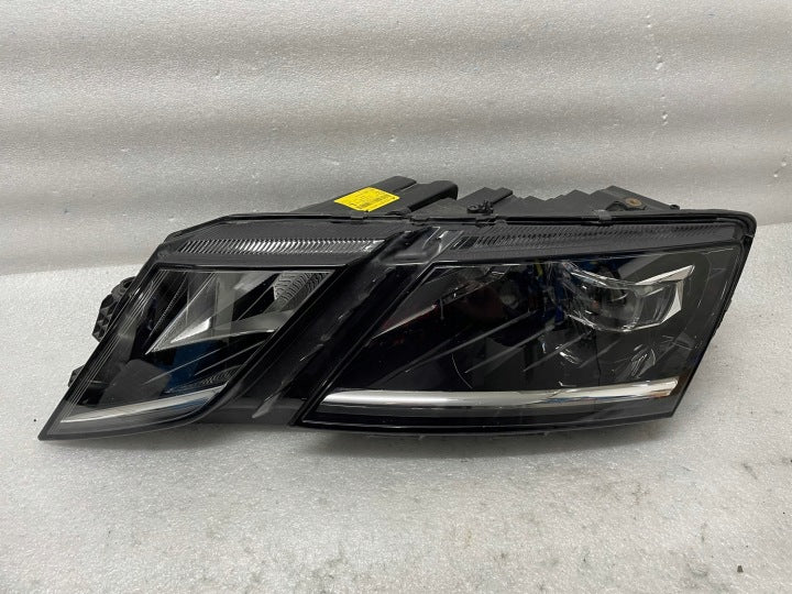 Frontscheinwerfer Skoda Octavia III 5E1941015F LED Links Scheinwerfer Headlight SCH6854386627ez