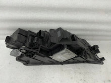 Laden Sie das Bild in den Galerie-Viewer, Frontscheinwerfer Skoda Octavia III 5E1941015F LED Links Scheinwerfer Headlight SCH6854386627ez
