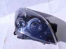 Laden Sie das Bild in den Galerie-Viewer, Frontscheinwerfer Opel Astra 93178639 Xenon Ein Satz Scheinwerfer Headlight SCH6864571767le