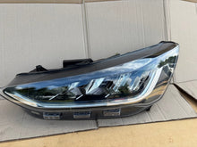 Laden Sie das Bild in den Galerie-Viewer, Frontscheinwerfer Ford Focus NX7B-13E015-CD Links Scheinwerfer Headlight SCH6875104786lh