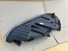 Laden Sie das Bild in den Galerie-Viewer, Frontscheinwerfer Ford Focus NX7B-13E015-CD Links Scheinwerfer Headlight SCH6875104786lh