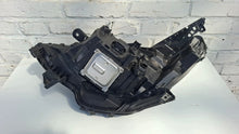 Load image into Gallery viewer, Frontscheinwerfer Renault Clio I V 260102407R Rechts Scheinwerfer Headlight SCH6879286607ze