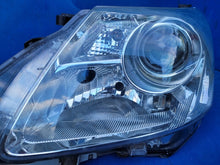 Laden Sie das Bild in den Galerie-Viewer, Frontscheinwerfer Toyota Avensis 81158-05310 Links Scheinwerfer Headlight SCH6881667937vl