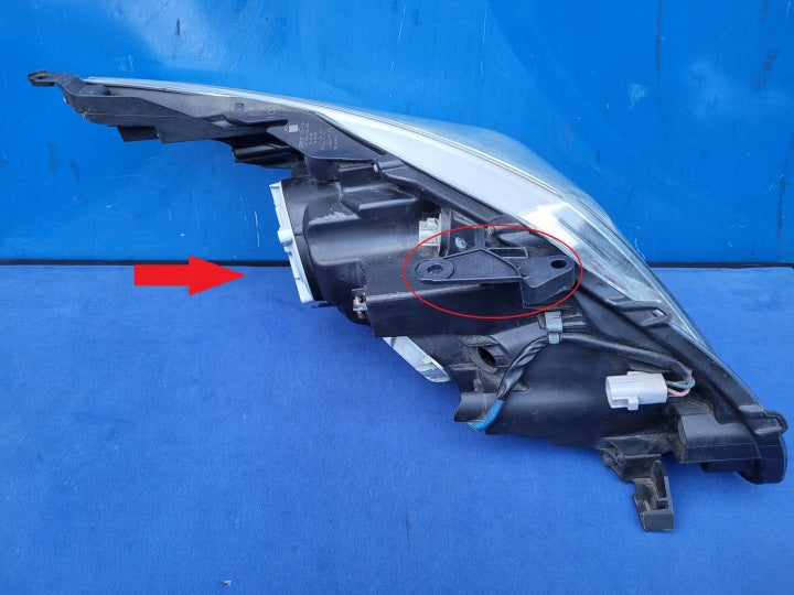 Frontscheinwerfer Toyota Avensis 81158-05310 Links Scheinwerfer Headlight SCH6881667937vl