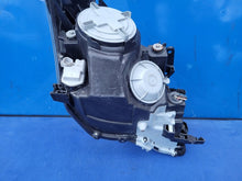 Laden Sie das Bild in den Galerie-Viewer, Frontscheinwerfer Toyota Avensis 81158-05310 Links Scheinwerfer Headlight SCH6881667937vl