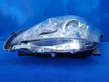 Laden Sie das Bild in den Galerie-Viewer, Frontscheinwerfer Toyota Avensis 81158-05310 Links Scheinwerfer Headlight SCH6881667937vl