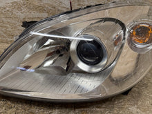 Laden Sie das Bild in den Galerie-Viewer, Frontscheinwerfer Mercedes-Benz W245 A1698207761 Links Scheinwerfer Headlight SCH6887923683yt