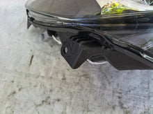 Laden Sie das Bild in den Galerie-Viewer, Frontscheinwerfer Peugeot 108 90061895 LED Rechts Scheinwerfer Headlight SCH6888364340ou