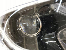 Laden Sie das Bild in den Galerie-Viewer, Frontscheinwerfer Toyota Corolla 81110-02S70 LED Rechts Scheinwerfer Headlight SCH6888366182vt