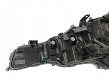 Laden Sie das Bild in den Galerie-Viewer, Frontscheinwerfer Toyota Corolla 81110-02S70 LED Rechts Scheinwerfer Headlight SCH6888366182vt