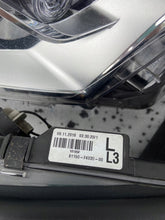 Laden Sie das Bild in den Galerie-Viewer, Frontscheinwerfer Toyota C-Hr Chr 81110-F4030-00 Ein Stück (Rechts oder Links) SCH6890976720nc