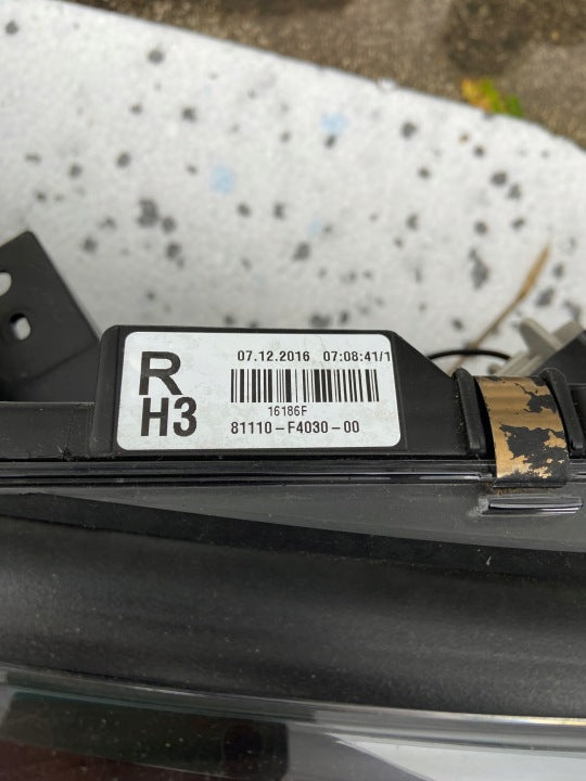 Frontscheinwerfer Toyota C-Hr Chr 81110-F4030-00 Ein Stück (Rechts oder Links) SCH6890976720nc