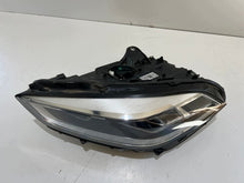 Laden Sie das Bild in den Galerie-Viewer, Frontscheinwerfer BMW F40 9482807-13 Links Scheinwerfer Headlight SCH6891090100tf