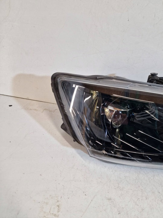 Frontscheinwerfer Skoda Fabia I 900667486V1941016 Rechts Scheinwerfer Headlight SCH6892612771hc
