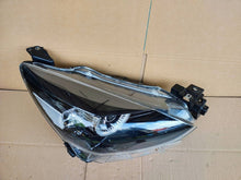 Laden Sie das Bild in den Galerie-Viewer, Frontscheinwerfer Mazda 2 D43N-51030 LED Rechts Scheinwerfer Headlight SCH6894534632sl