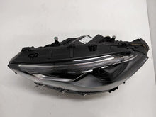 Laden Sie das Bild in den Galerie-Viewer, Frontscheinwerfer Mercedes-Benz W247 A2479064101 Links Scheinwerfer Headlight SCH6896095345gj
