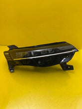 Load image into Gallery viewer, Frontscheinwerfer Renault Megane E-Tech 260104574R LED Rechts Headlight SCH6896890215qq