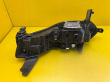 Load image into Gallery viewer, Frontscheinwerfer Renault Megane E-Tech 260104574R LED Rechts Headlight SCH6896890215qq