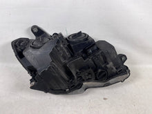 Laden Sie das Bild in den Galerie-Viewer, Frontscheinwerfer Mercedes-Benz W204 W2048209559 Links Scheinwerfer Headlight SCH6896956480vp