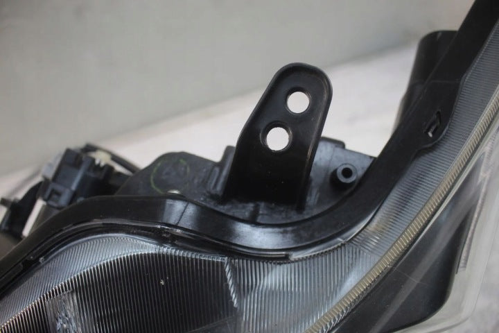 Frontscheinwerfer Lexus Ct D6LE4 Links Scheinwerfer Headlight SCH6898683022ca