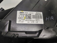 Laden Sie das Bild in den Galerie-Viewer, Frontscheinwerfer Dacia Duster 260602465R LED Links Scheinwerfer Headlight SCH6899820229xg