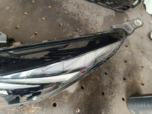 Load image into Gallery viewer, Frontscheinwerfer Hyundai Elantra VII 92180-AA200 LED Links Headlight SCH6903284876lg