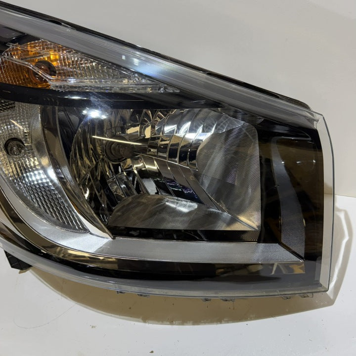 Frontscheinwerfer Renault Trafic III 260105469R Rechts Scheinwerfer Headlight SCH6904932426bc