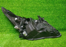 Laden Sie das Bild in den Galerie-Viewer, Frontscheinwerfer Toyota Avensis 1010017687 Xenon Links Scheinwerfer Headlight SCH6909056678kh