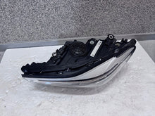 Load image into Gallery viewer, Frontscheinwerfer BMW 6 G32 8497225-04 Links Scheinwerfer Headlight SCH6915843803gf