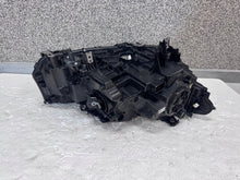 Load image into Gallery viewer, Frontscheinwerfer BMW 6 G32 8497225-04 Links Scheinwerfer Headlight SCH6915843803gf