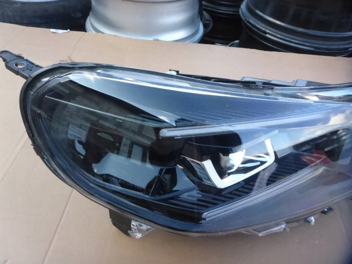 Frontscheinwerfer Opel Zafira C Vivaro 9847201080 LED Rechts Headlight SCH6920215531pu