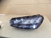 Laden Sie das Bild in den Galerie-Viewer, Frontscheinwerfer Skoda Fabia IV 6VB941015 Links Scheinwerfer Headlight SCH6926909738ym