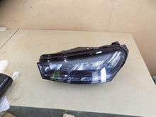 Laden Sie das Bild in den Galerie-Viewer, Frontscheinwerfer Skoda Fabia IV 6VB941015 Links Scheinwerfer Headlight SCH6926909738ym