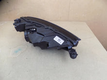 Laden Sie das Bild in den Galerie-Viewer, Frontscheinwerfer Skoda Fabia IV 6VB941015 Links Scheinwerfer Headlight SCH6926909738ym
