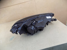 Laden Sie das Bild in den Galerie-Viewer, Frontscheinwerfer Skoda Fabia IV 6VB941015 Links Scheinwerfer Headlight SCH6926909738ym
