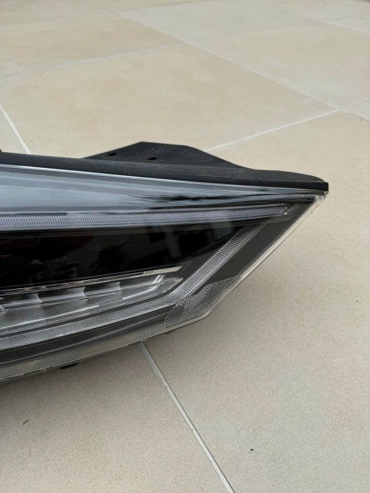 Frontscheinwerfer Hyundai Tucson 92102D7700 Rechts Scheinwerfer Headlight SCH6928552524pf