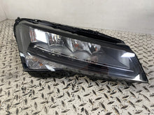 Laden Sie das Bild in den Galerie-Viewer, Frontscheinwerfer Skoda Superb III 3V1941016C LED Rechts Scheinwerfer Headlight SCH6929595173gj