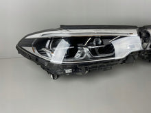 Laden Sie das Bild in den Galerie-Viewer, Frontscheinwerfer BMW G31 G30 8499122-03 7214961-03 Full LED Ein Satz Headlight SCH6929850241wn
