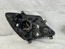 Laden Sie das Bild in den Galerie-Viewer, Frontscheinwerfer Mercedes-Benz Sprinter A9068202361 Links Headlight SCH6930282448bx
